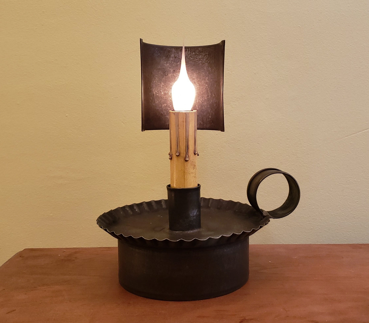 Heritage Tin Accent Light