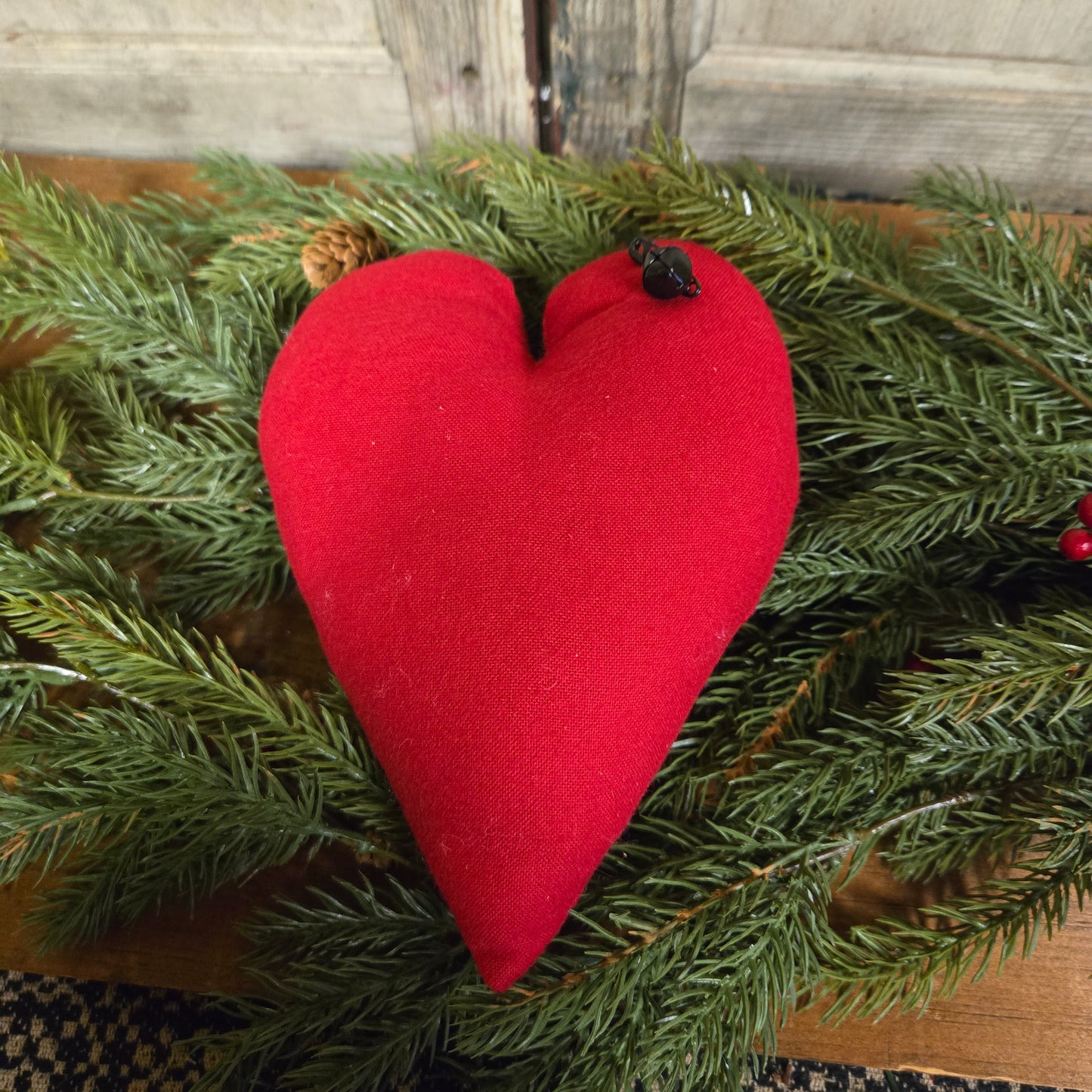 Primitive Heart Ornament/Bowl Filler
