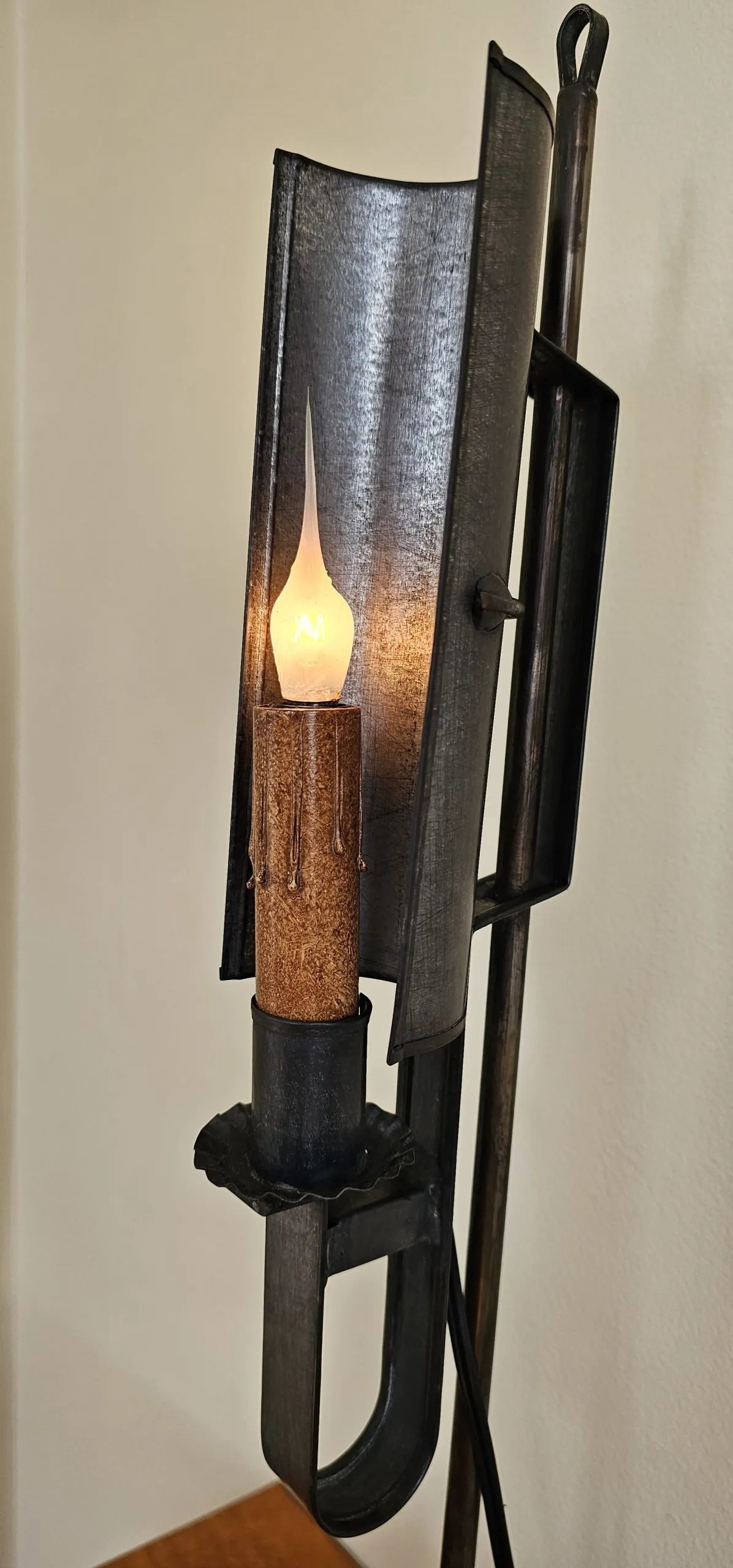 Charlotte Mini Tin Table Light