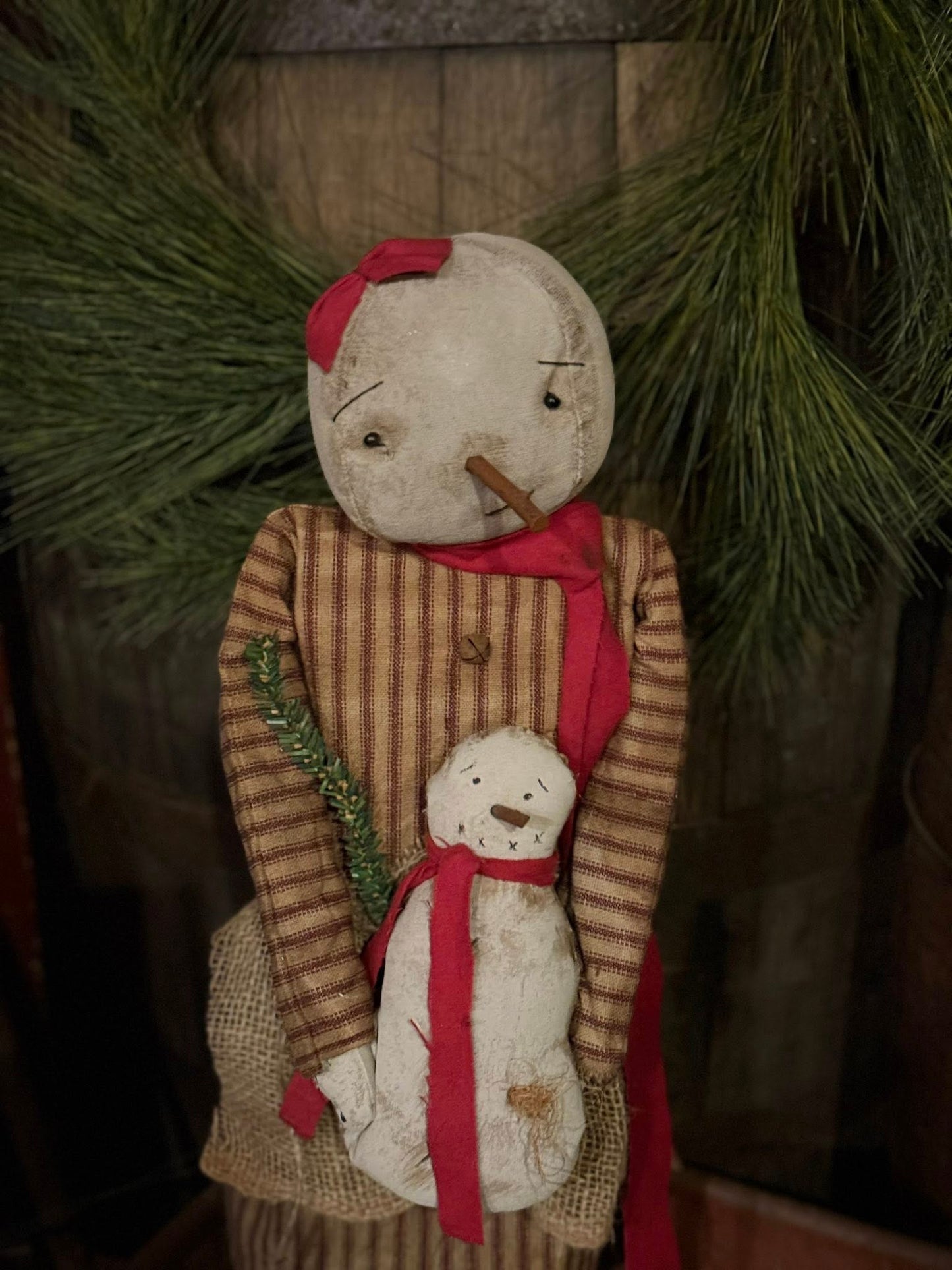 Primitive Louise Snowgirl