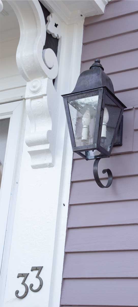 Imperial Wall Light - Small Dark Brass