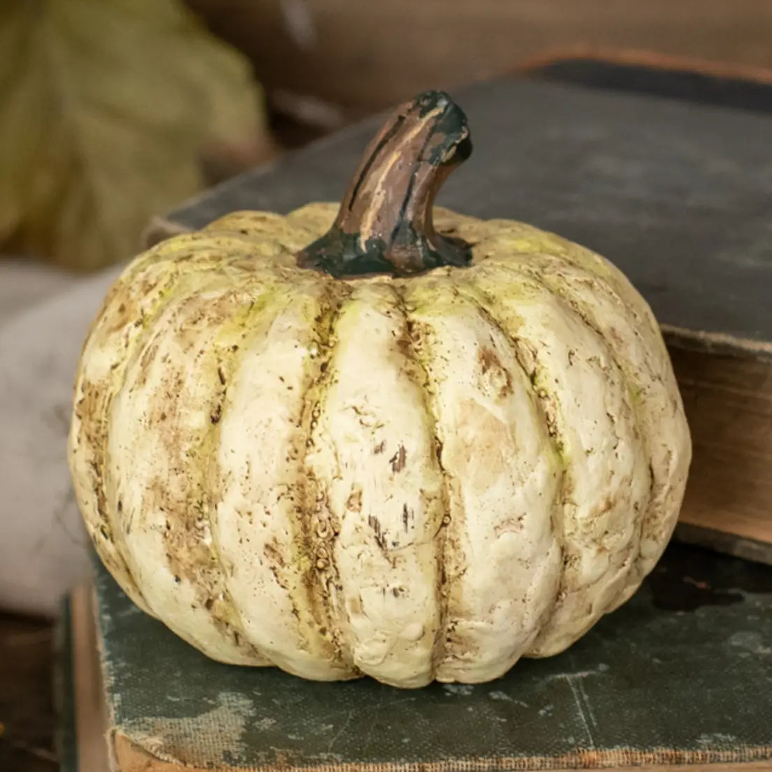 2 3/4" White Short Pumpkin