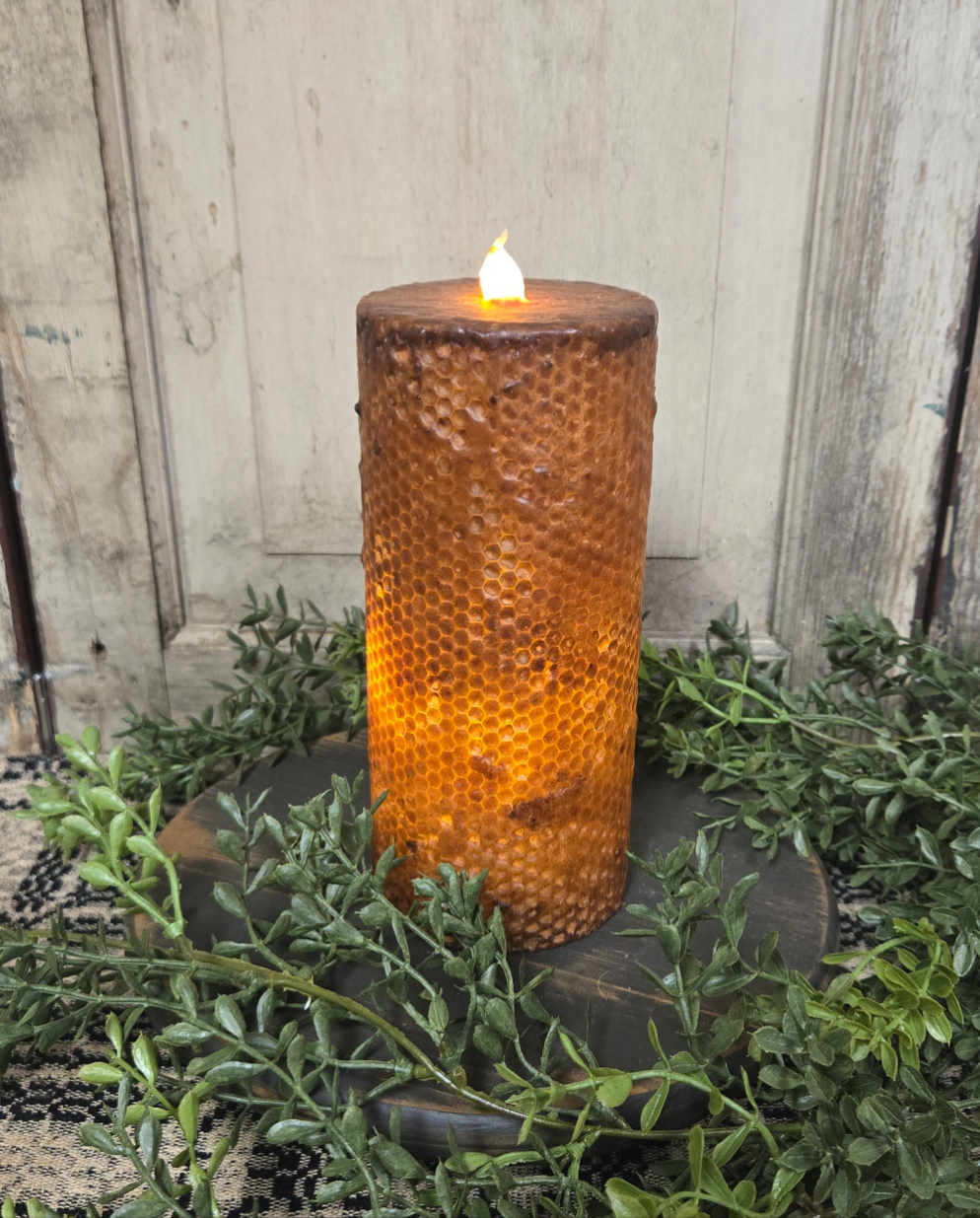 3" x 7" brown honeycomb timer pillar
