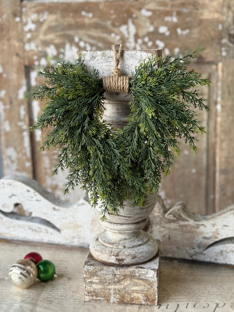 Clifton Hills Hanging Wreath | 12"