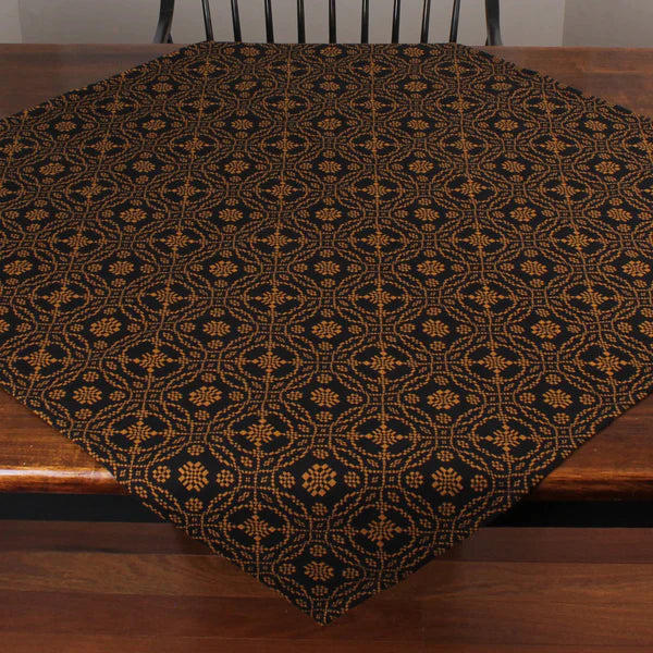 Lover's Knot Table Square