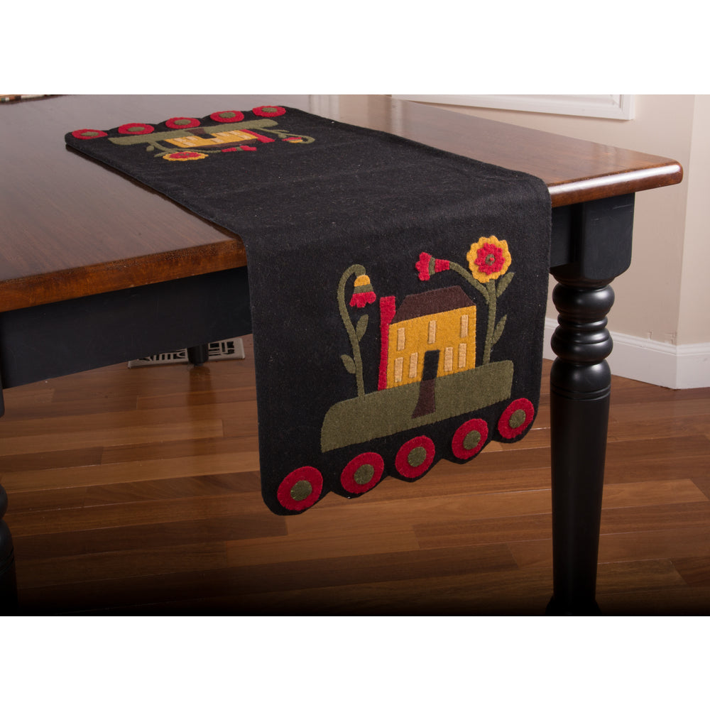 Homecoming Table Runner