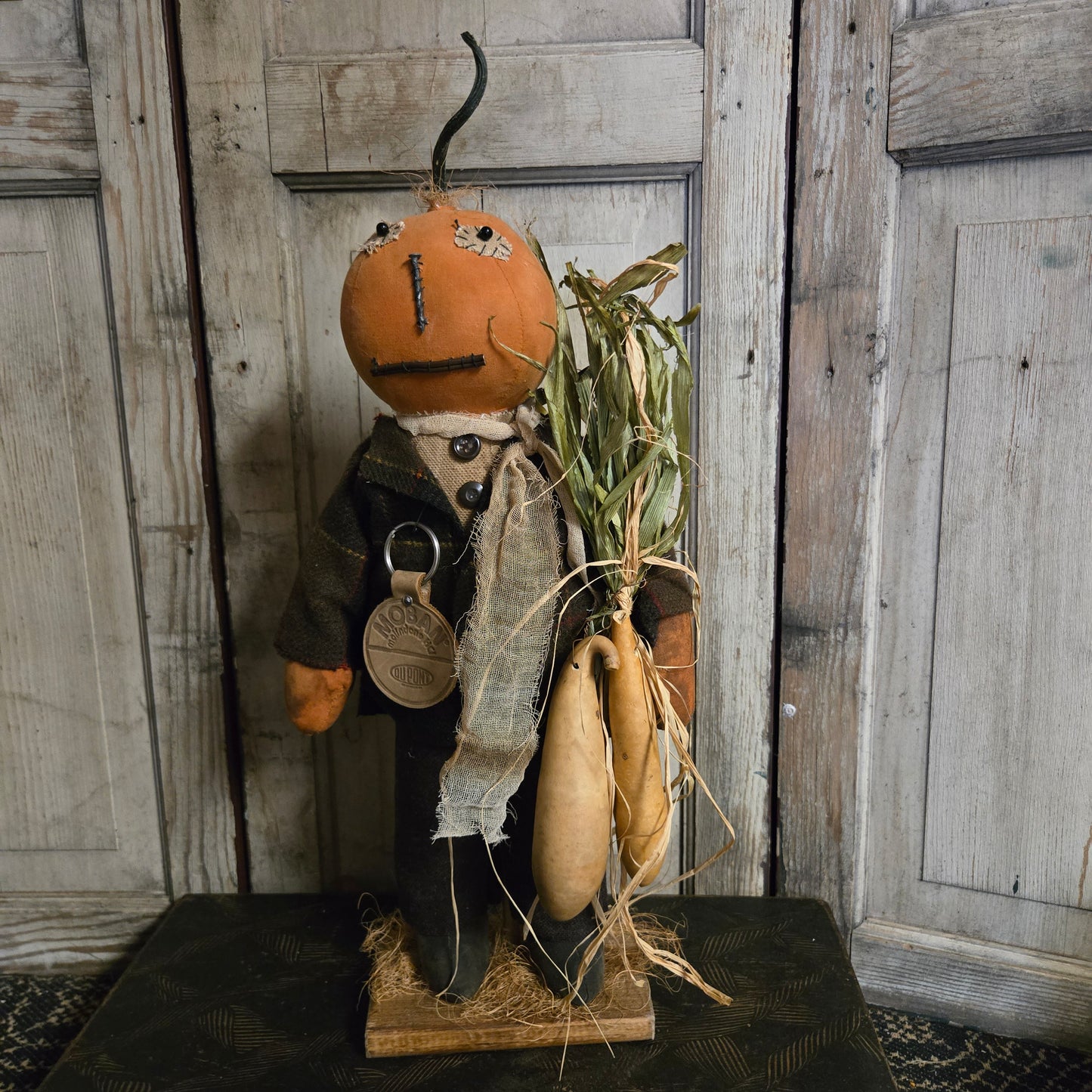 Primitive Pumpkin Guy