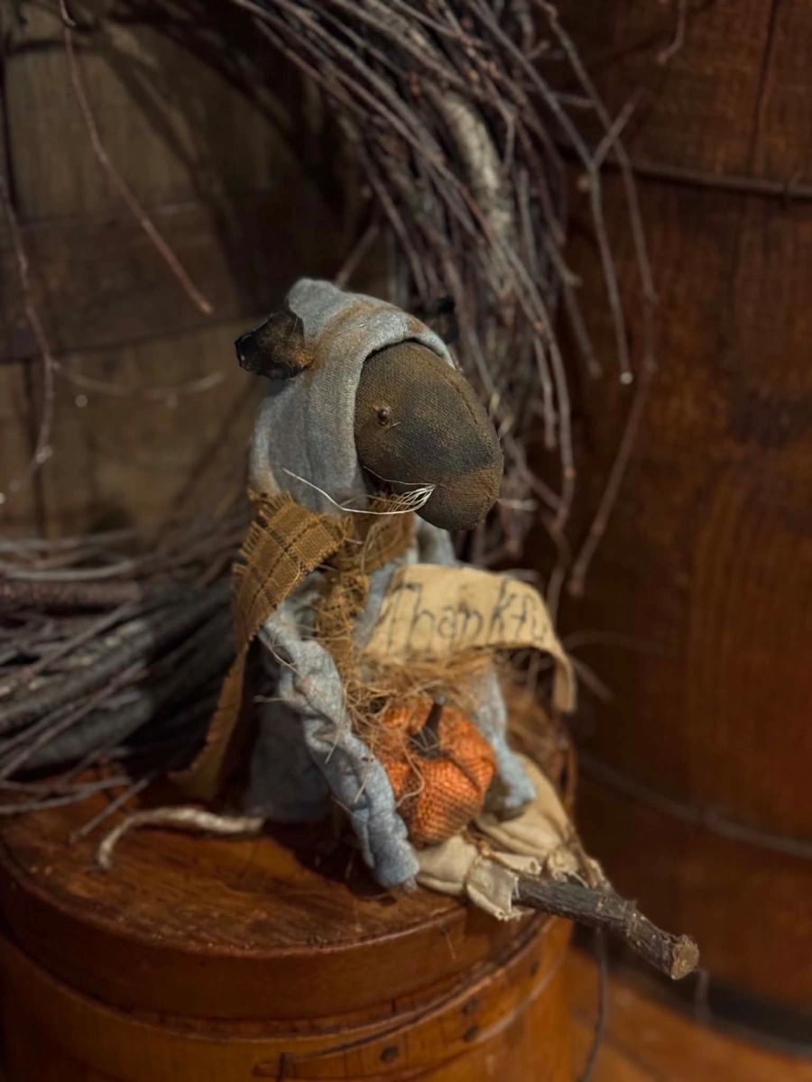 Primitive Remmi Rat