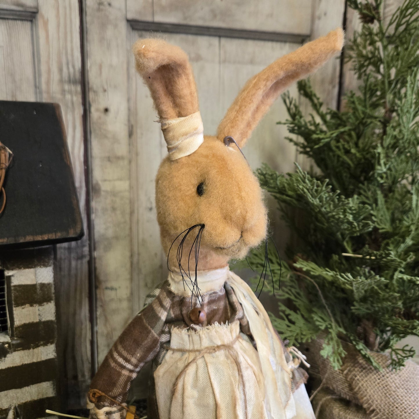 Primitive Sarah Jane Bunny