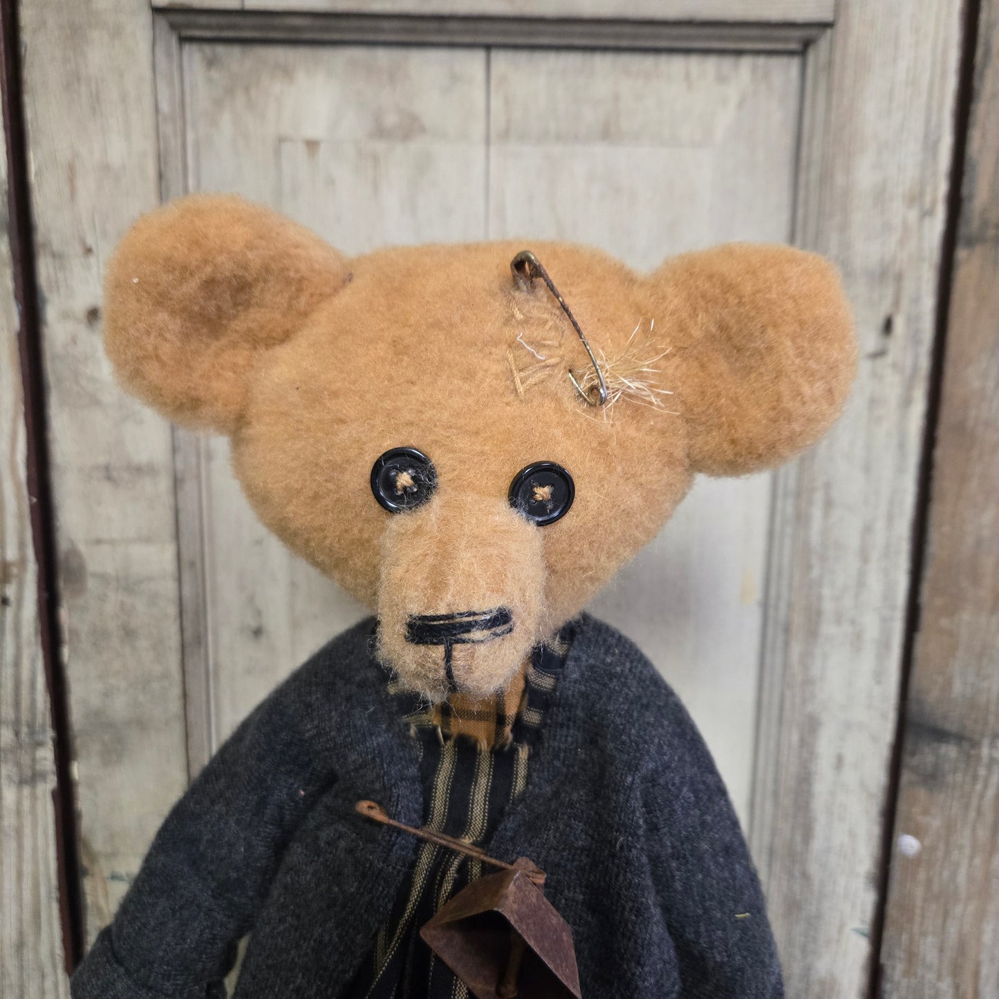 Primitive Alma Bear