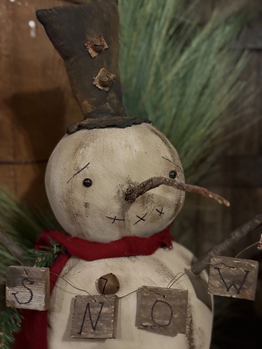 Primitive Phil Snowman