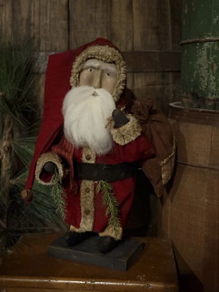 Primitive Santa Nugget