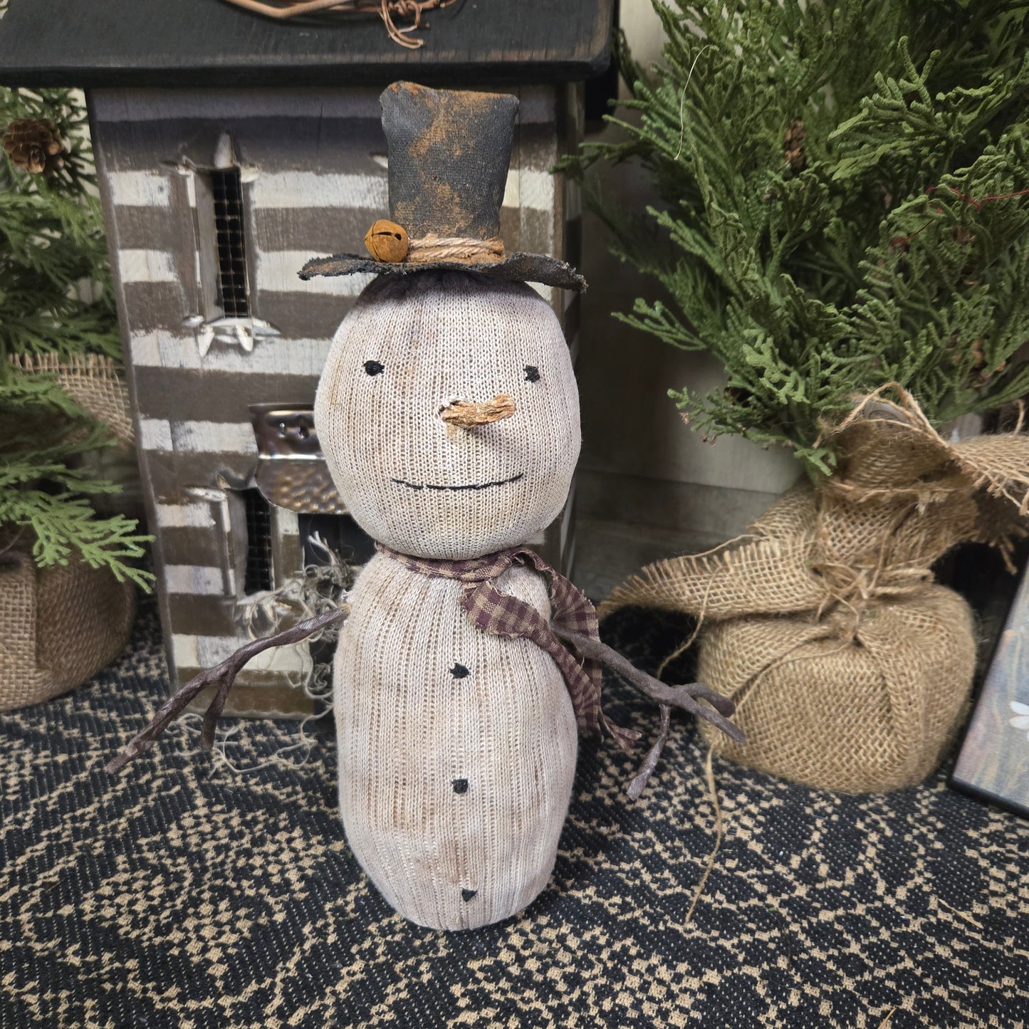 Primitive Frosty Snowman