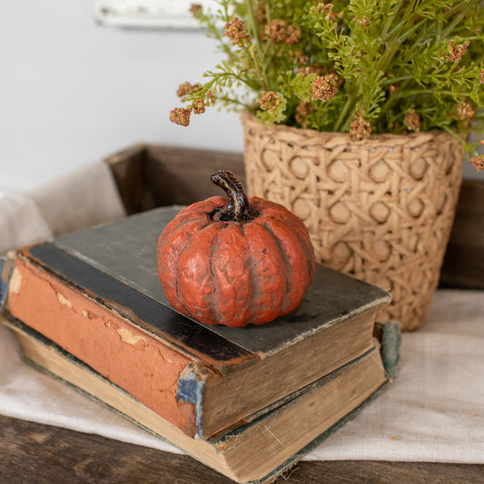 2.75" ORANGE SHORT PUMPKIN