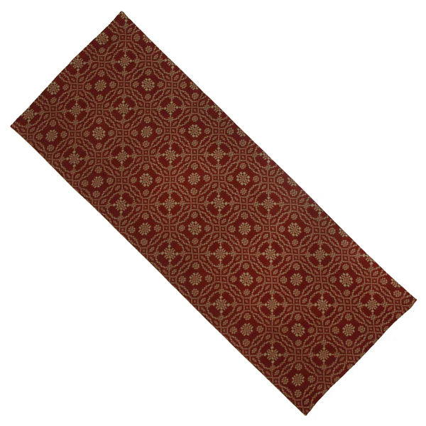 Lover's Knot Barn Red Table Runner