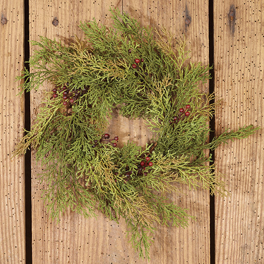 10" Cedar 'N' Berries Candle Ring