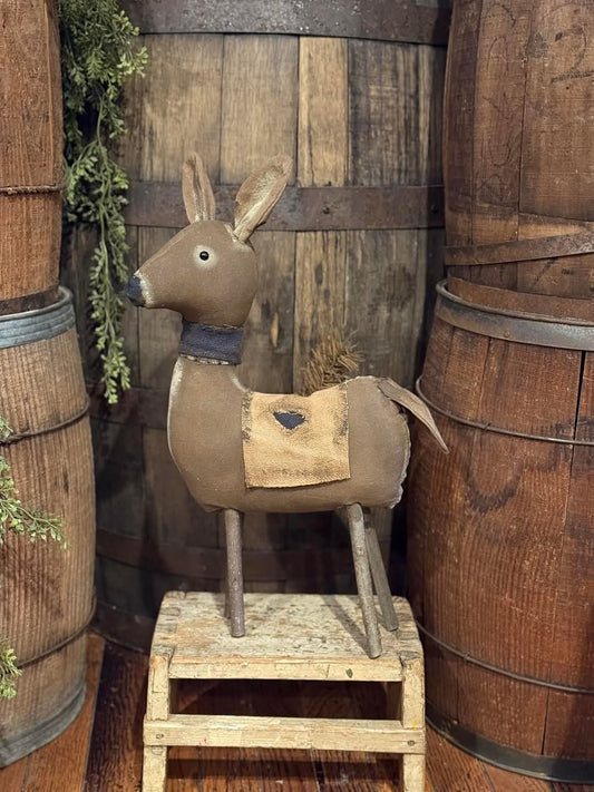 Primitive Dandy Deer