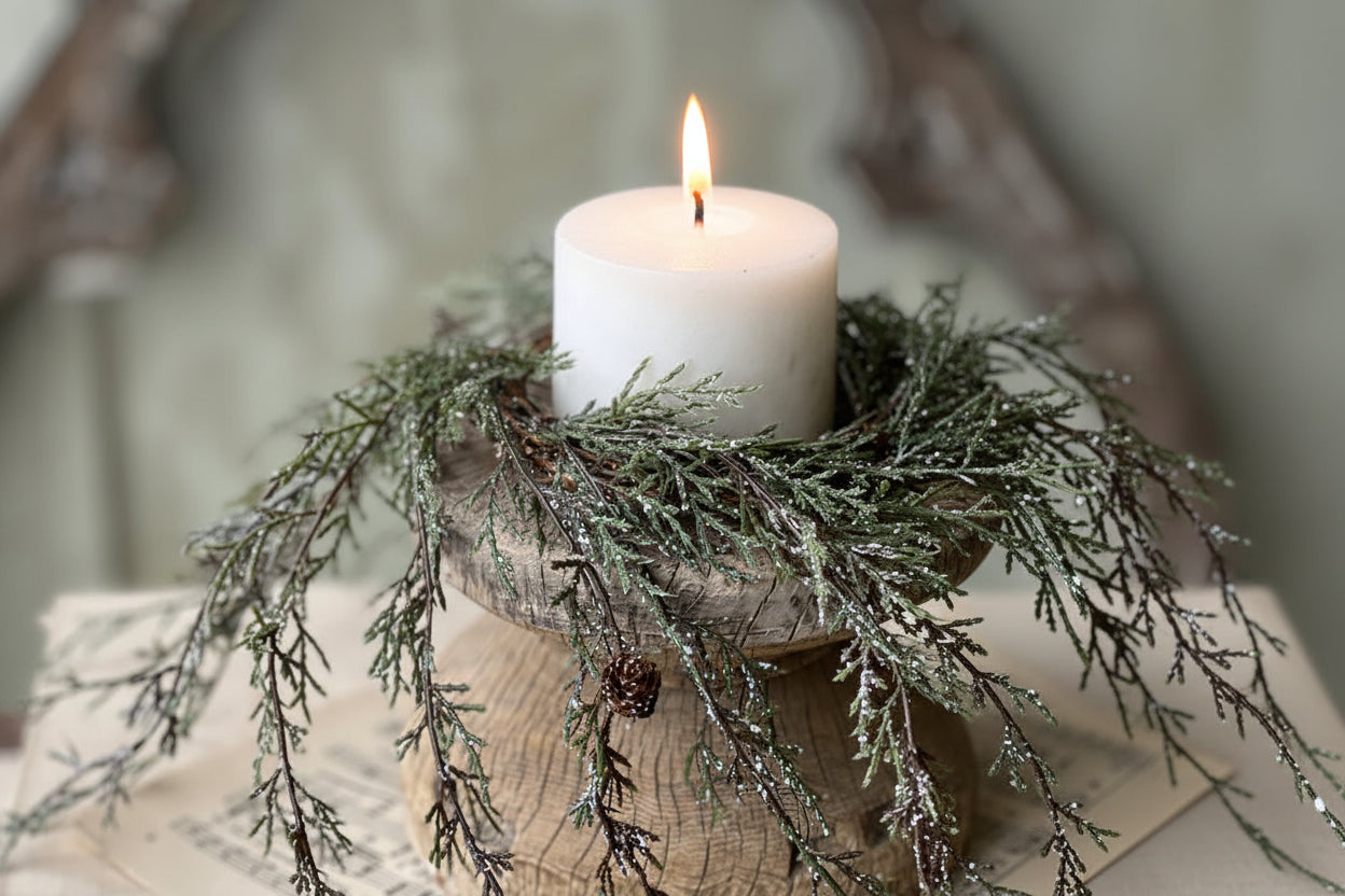Weeping Cedar Candle Ring | Snow | 12"
