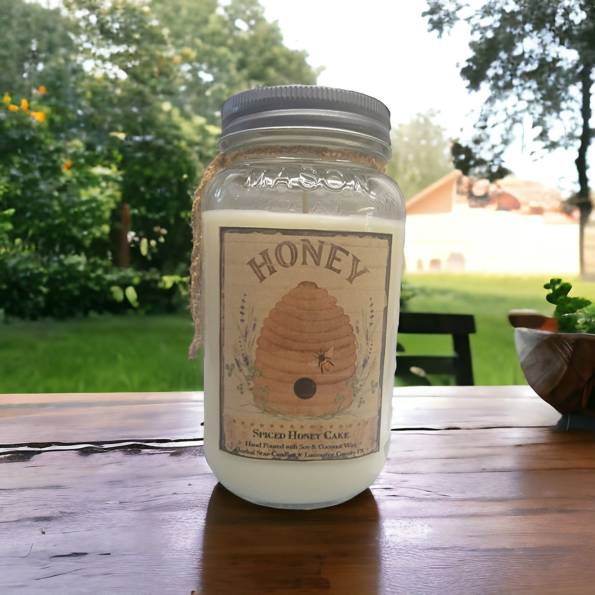 HERBAL STAR CANDLES BEEHIVE SPICED HONEY CAKE MASON JAR CANDLE – 24 OZ
