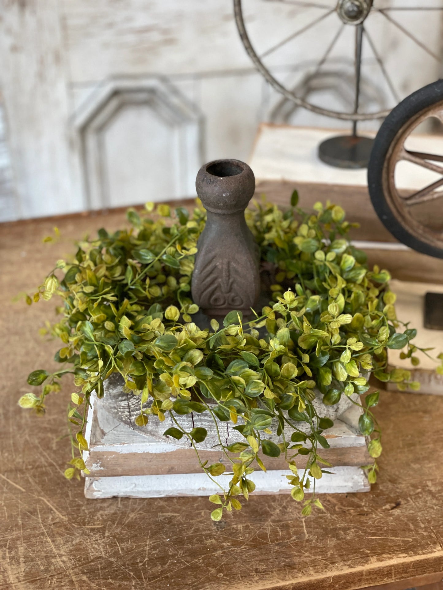 Bog Pimpernel Candle Ring | Green | 16"