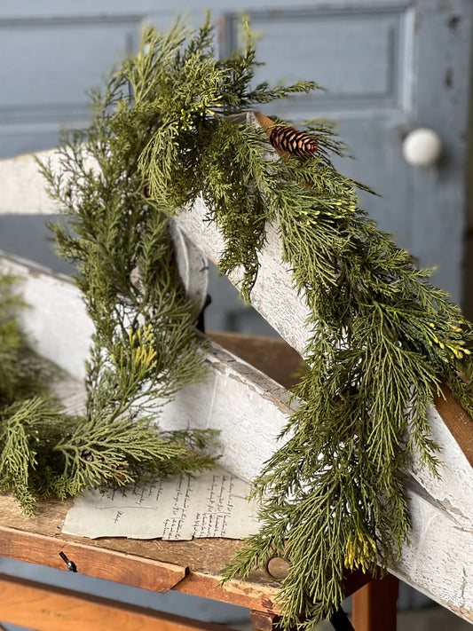 Alpine Cedar Garland | 6'