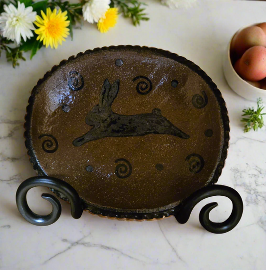 Small oval plate with a bunny and squiggle and polka dot motif