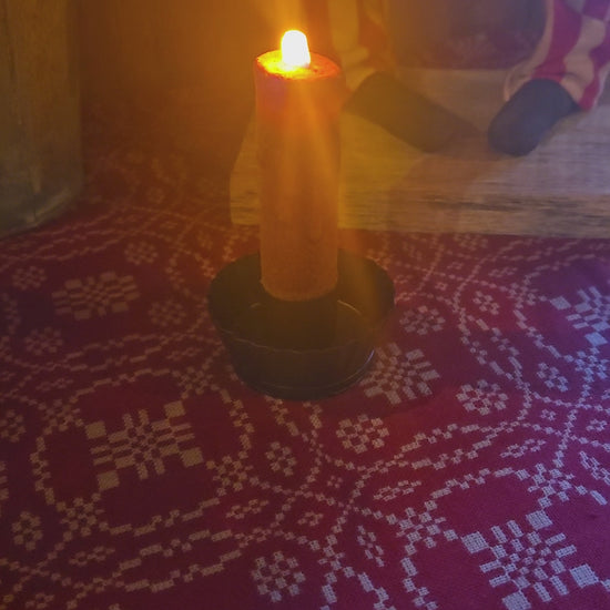 Video of battery operated candle.