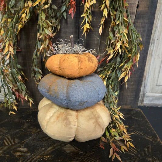 Pumpkin Stack Small