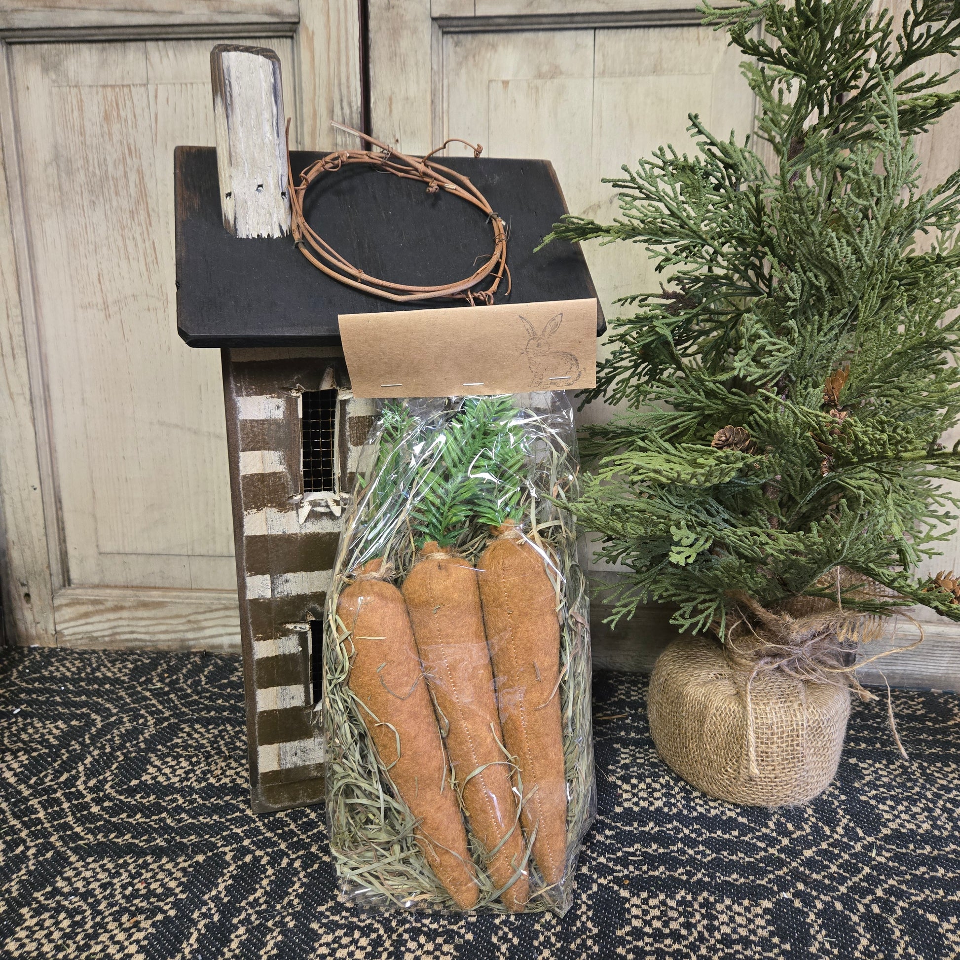 Felt Carrots with Easter Grass - Pack of 3
