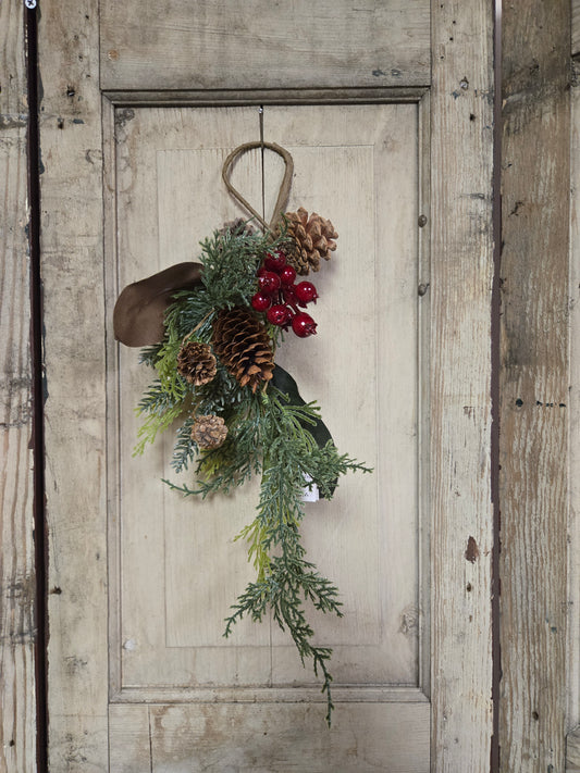 Berry and Pinecone Greens 14"