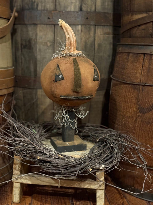 Primitive Zeek Pumpkin Man