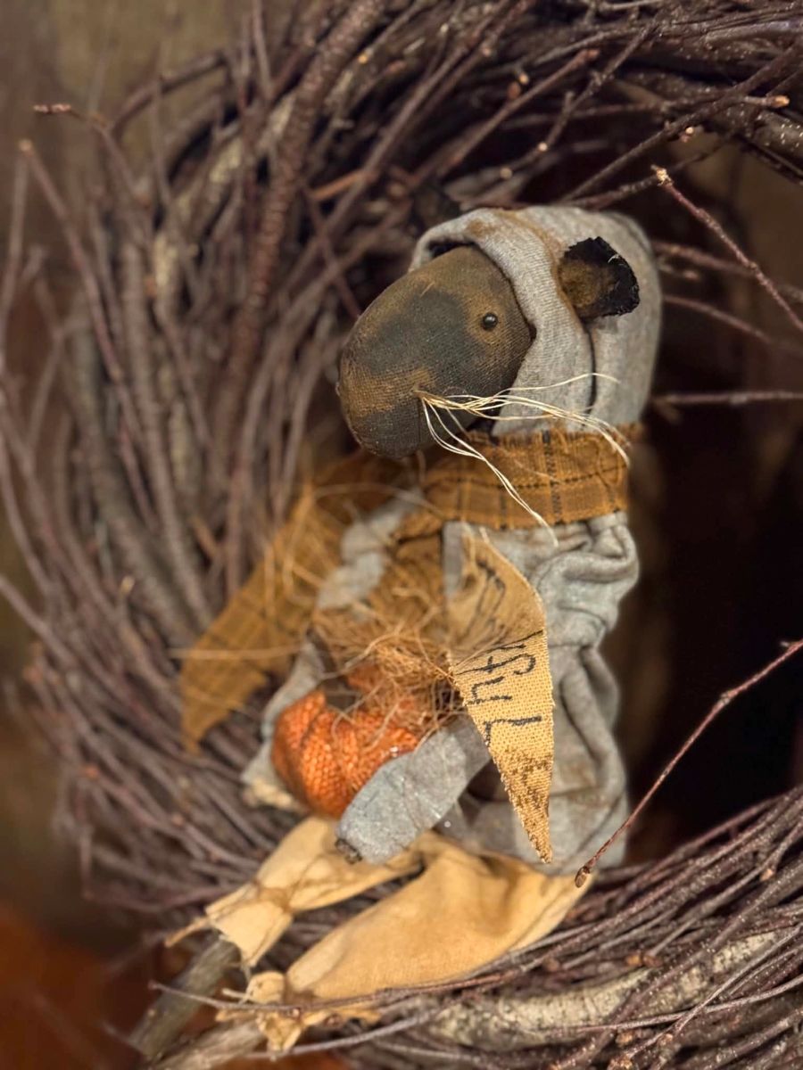 Primitive Remmi Rat